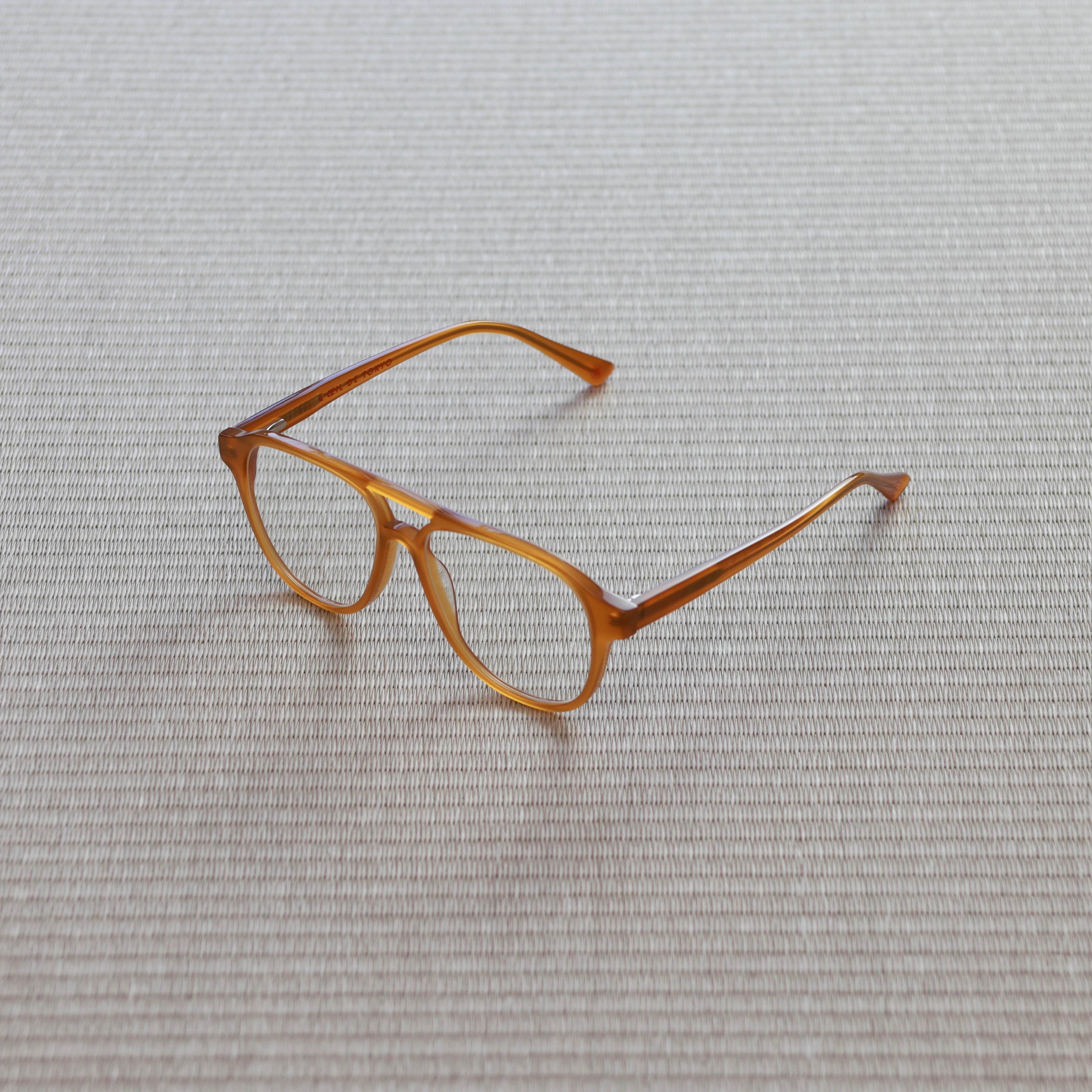 AVIE ACE・アヴィ